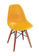 Kids Replica Eames DSW Chair - red or yellow Kids Replica Eames DSW Chair - red or yellow